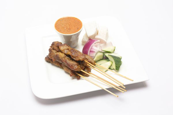Chicken Satay (Half-Dozen) (Nut)