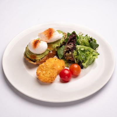 Poached Egg With Mashed Avocado