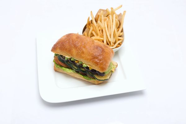 Mediterranean Grill Vegetable Sandwich (Vegan)