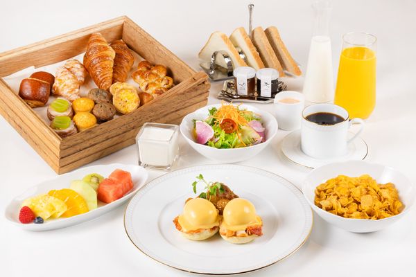 AMERICAN BREAKFAST