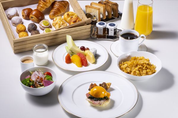 AMERICAN BREAKFAST