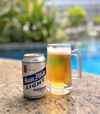 San Miguel Light Can