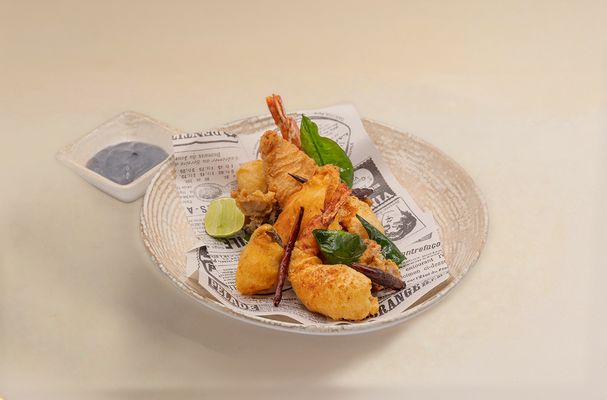Seafood Misto ซีฟู้ดทอด