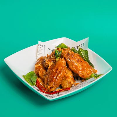 Deep-Fried Chicken Wings ปีกไก่ทอด