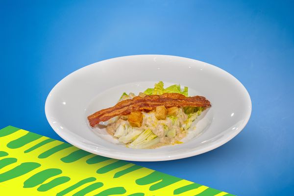 Classic Caesar Salad  ซีซ่าสลัด