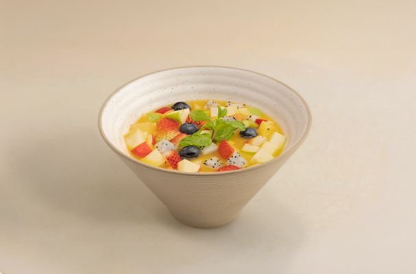 Chilled Seasonal Fresh Fruit Salad