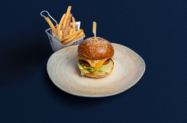 Wagyu Beef Burger เบอร์เกอร์เนื้อวากิว