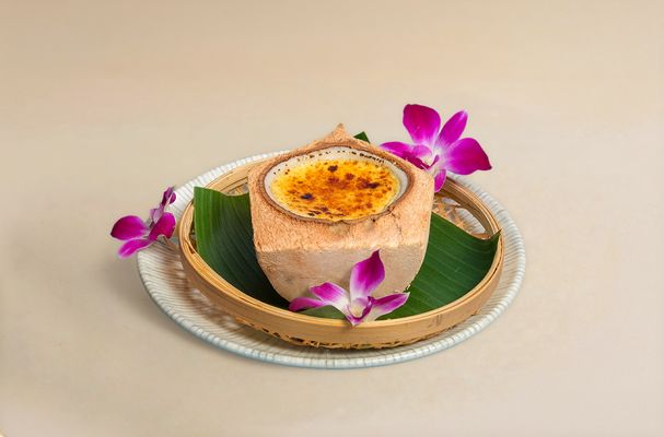 Coconut Crème Brule   ครีมบรูเล่มะพร้าวอ่อน