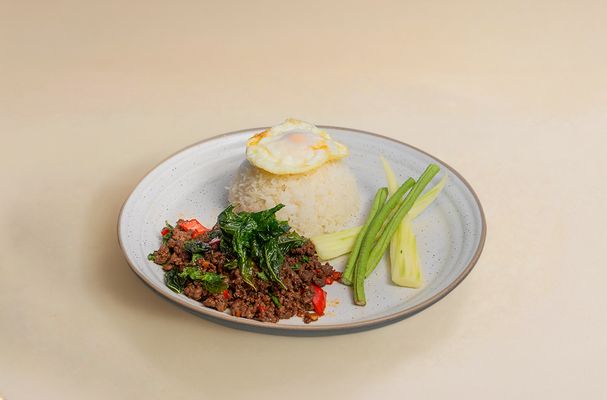 Phad Krapraw  Nuea ผัดกะเพราเนื้อ