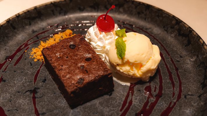 Warm Chocolate Chip Cake