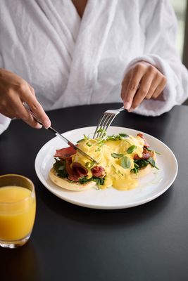 Eggs Benedict
