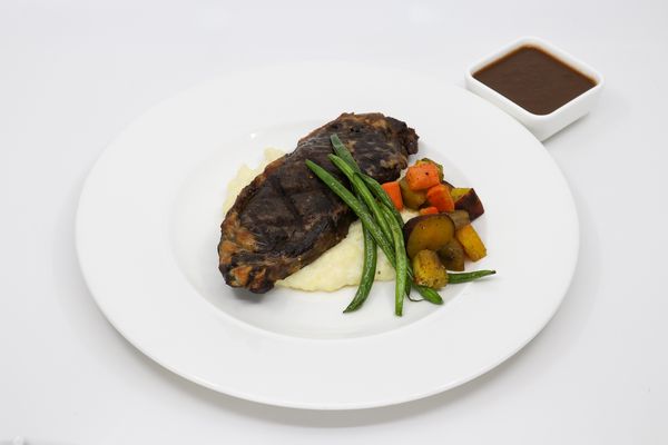 Char-Grilled Rib Eye (280G)