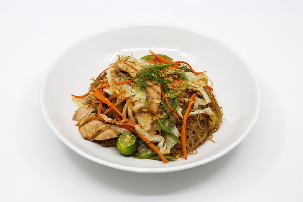 Pancit Bihon With Pandesal