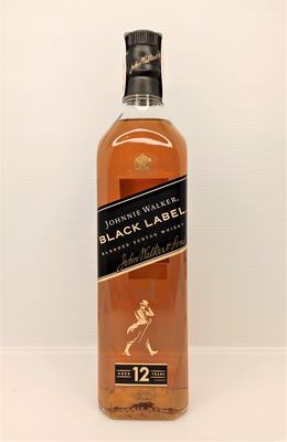 Johnnie Walker Black Label Blended Scotch Whisky 12 Years 700ml