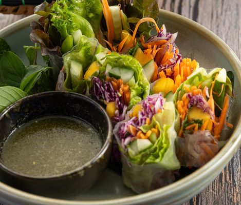 Fresh Vietnamese Rice Paper Roll