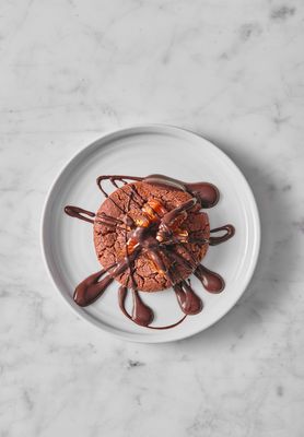 Double chocolate & date cookie
