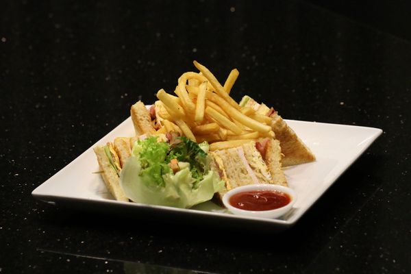 Classic Club Sandwich