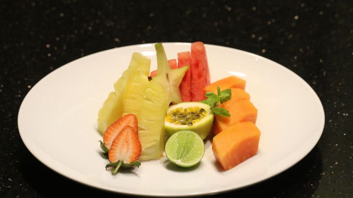 Seasonal Fruit Platter