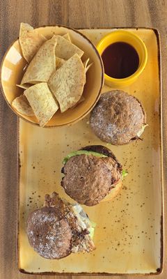 Moroccan chicken slider 3pc