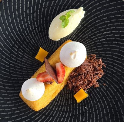 Orange almond cake