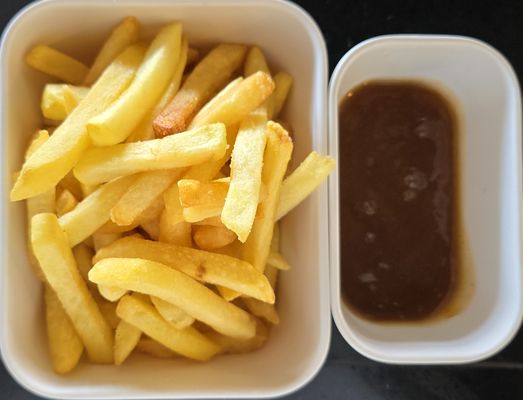 Aussie chips and gravy