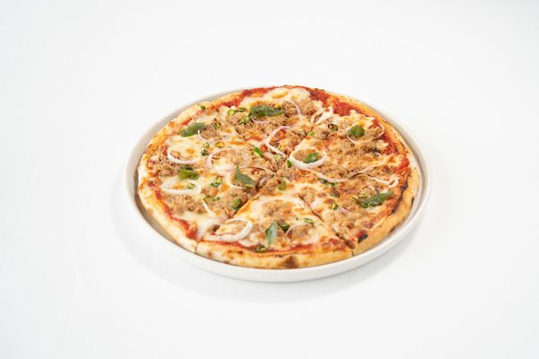 Maldivian Tuna Pizza